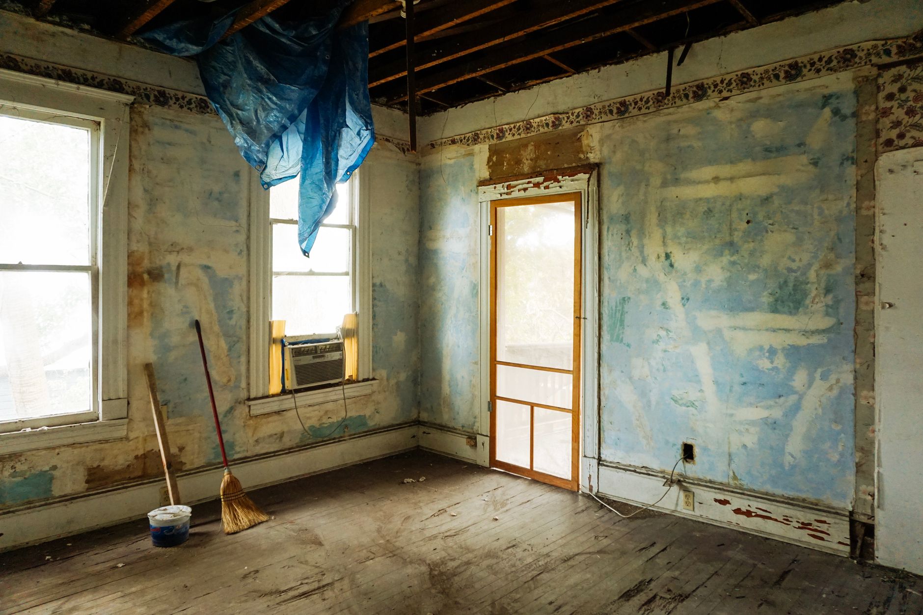 Taping & Mudding — R Hernandez Drywall